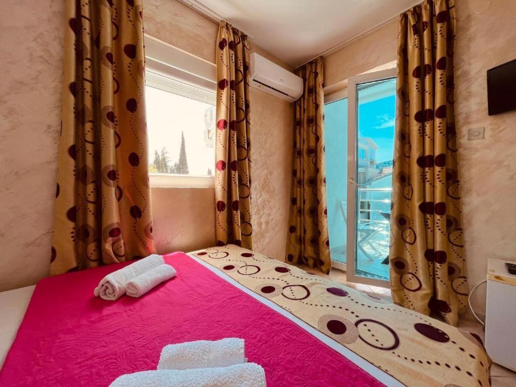 Villa Golf Budva Exteriör bild