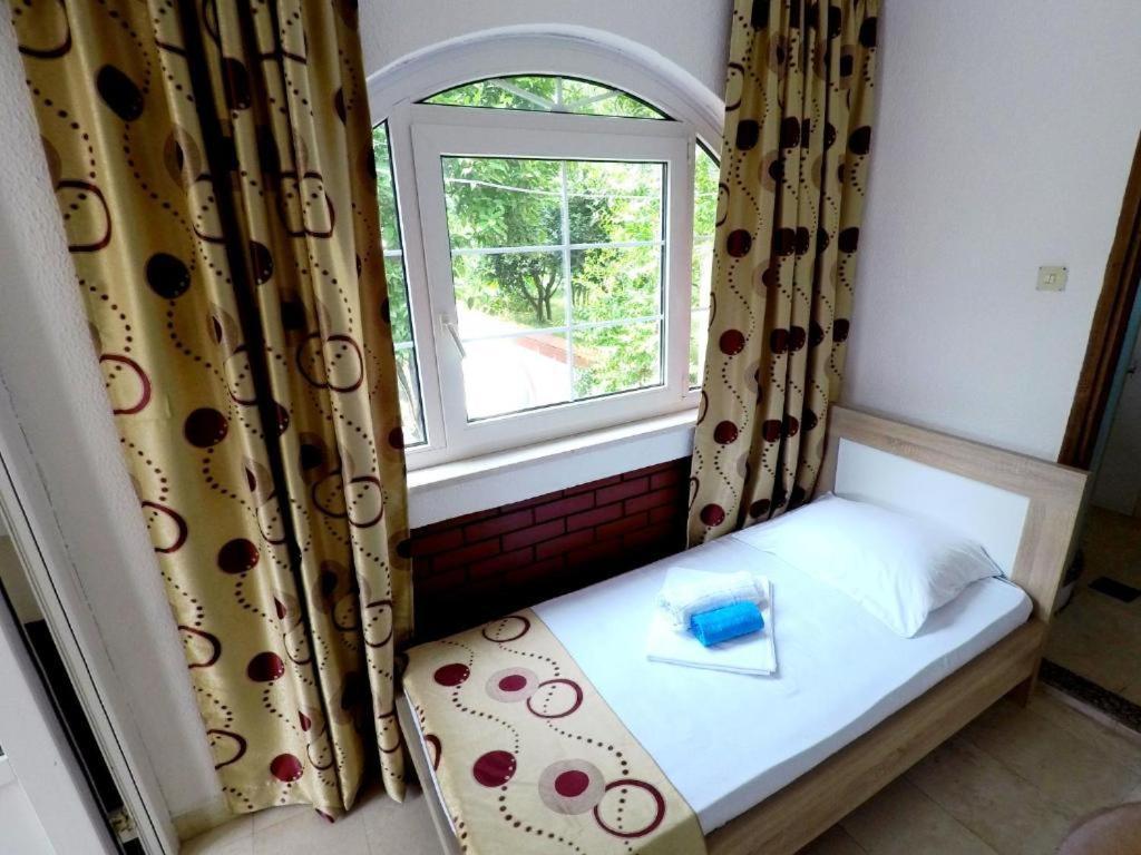 Villa Golf Budva Exteriör bild