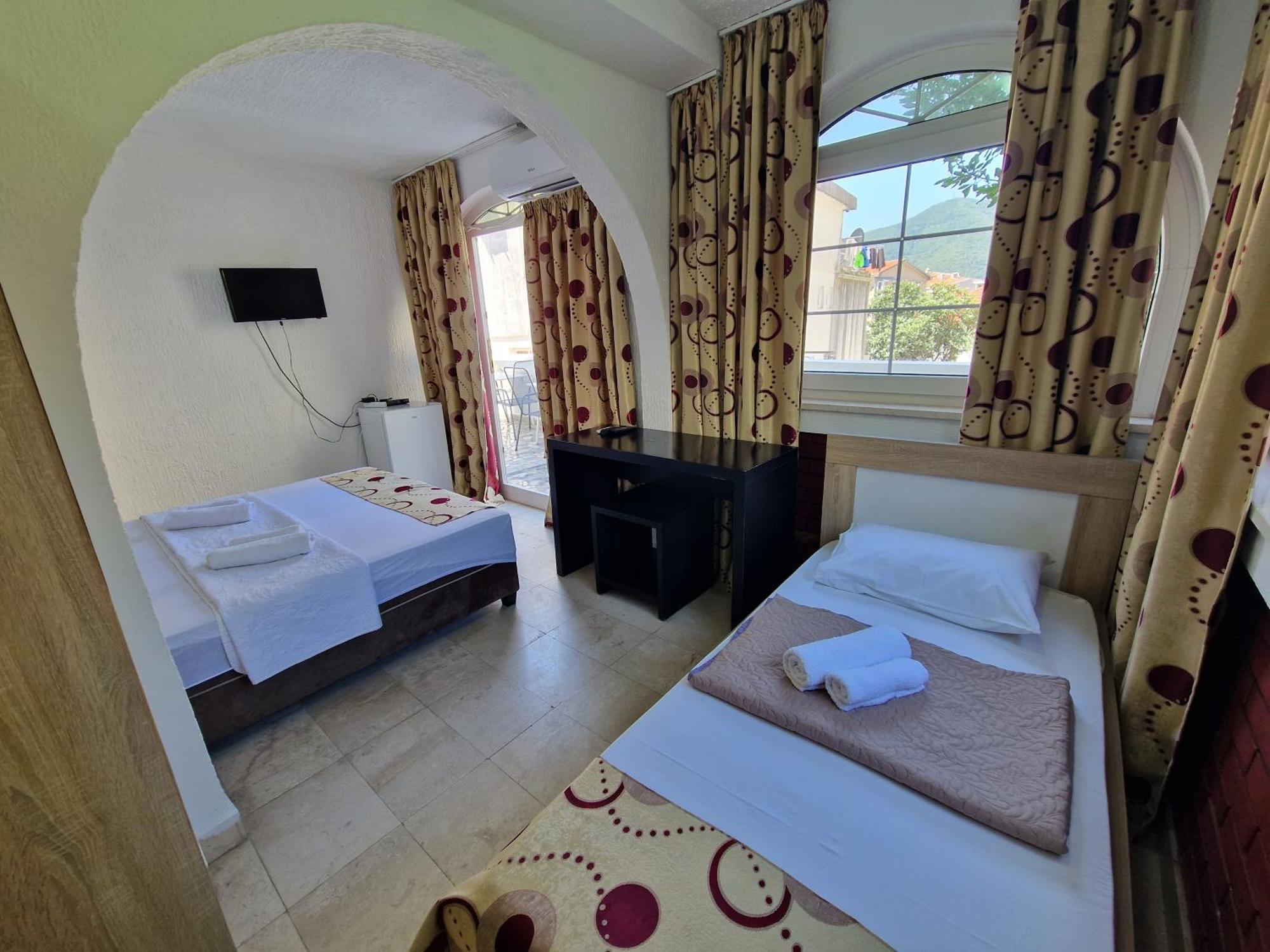Villa Golf Budva Exteriör bild
