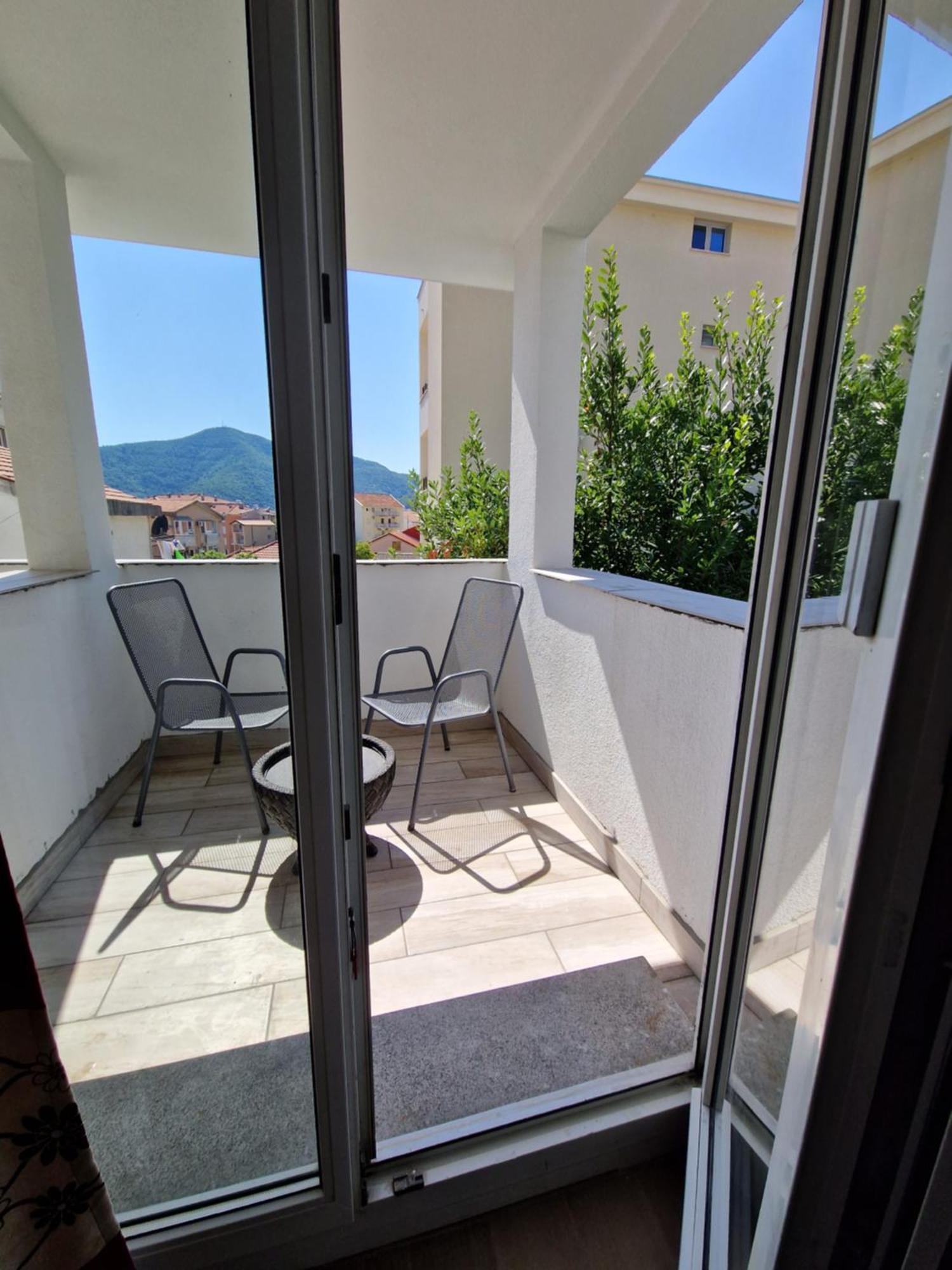 Villa Golf Budva Exteriör bild