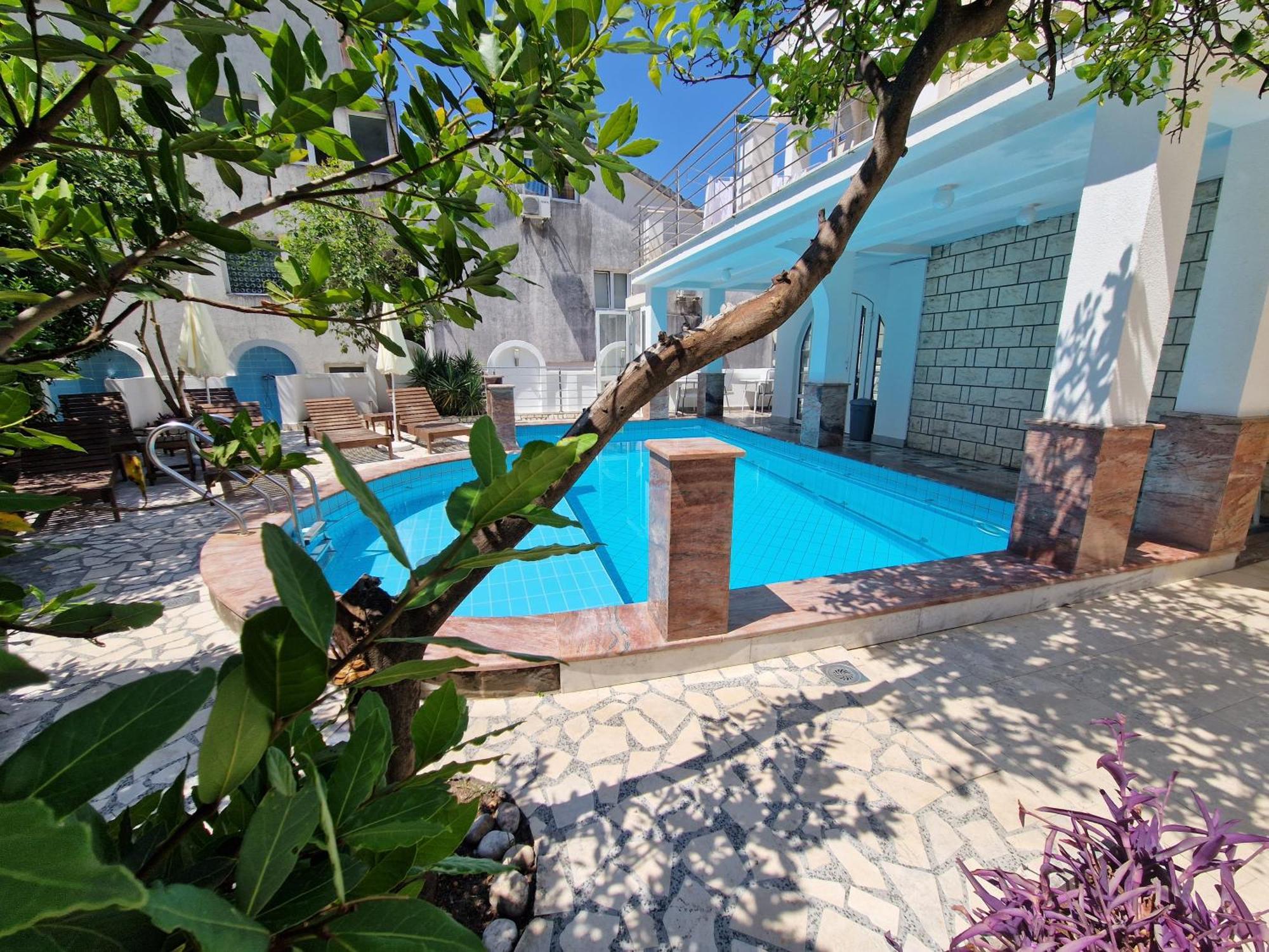 Villa Golf Budva Exteriör bild