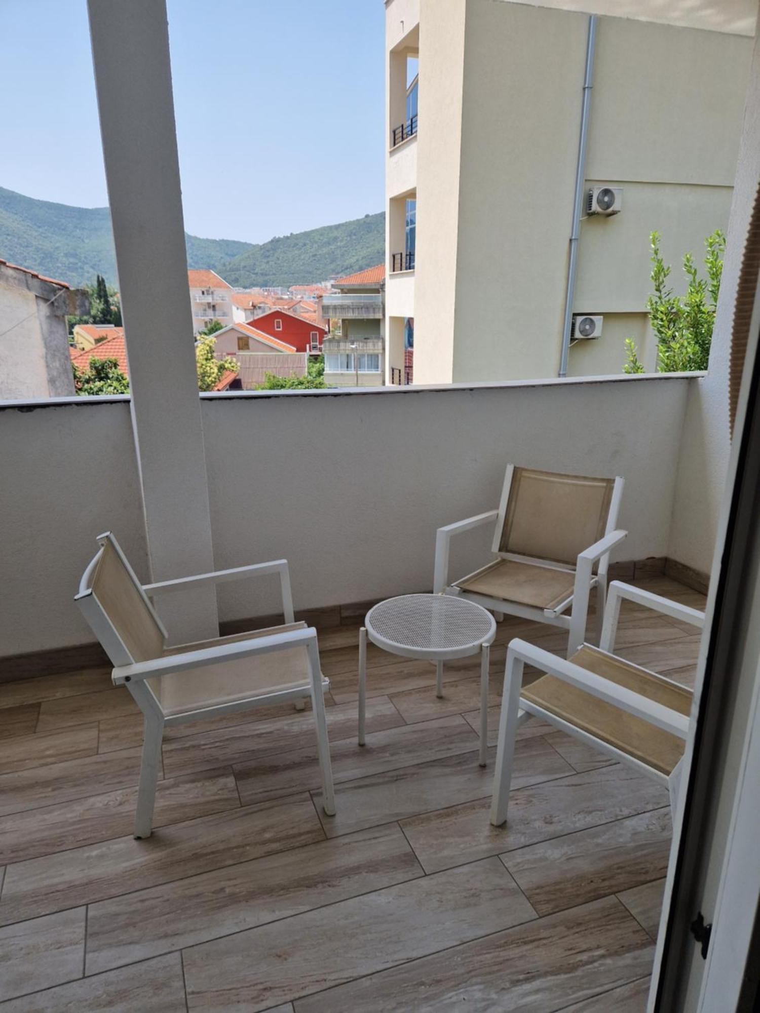 Villa Golf Budva Exteriör bild