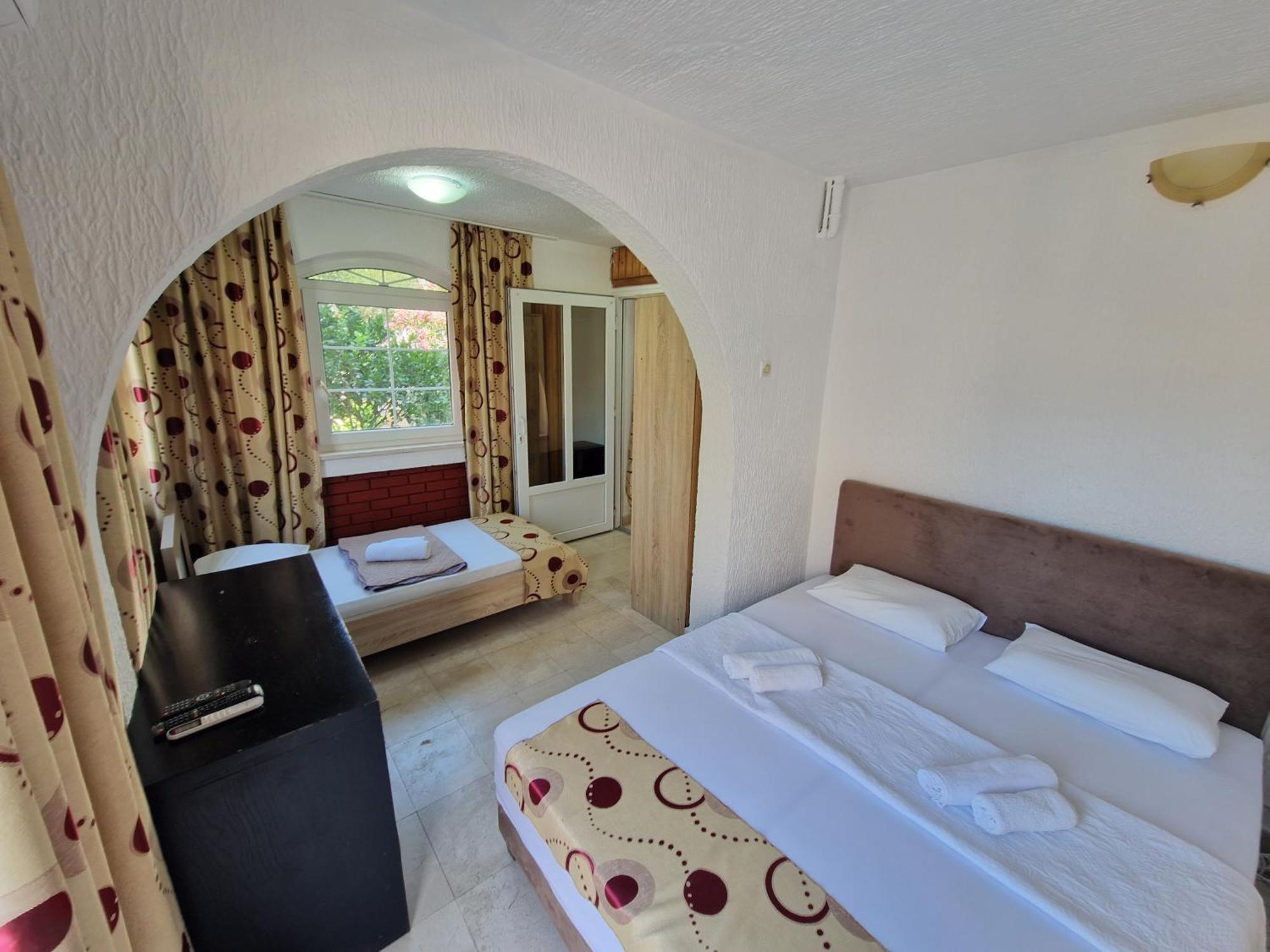 Villa Golf Budva Exteriör bild