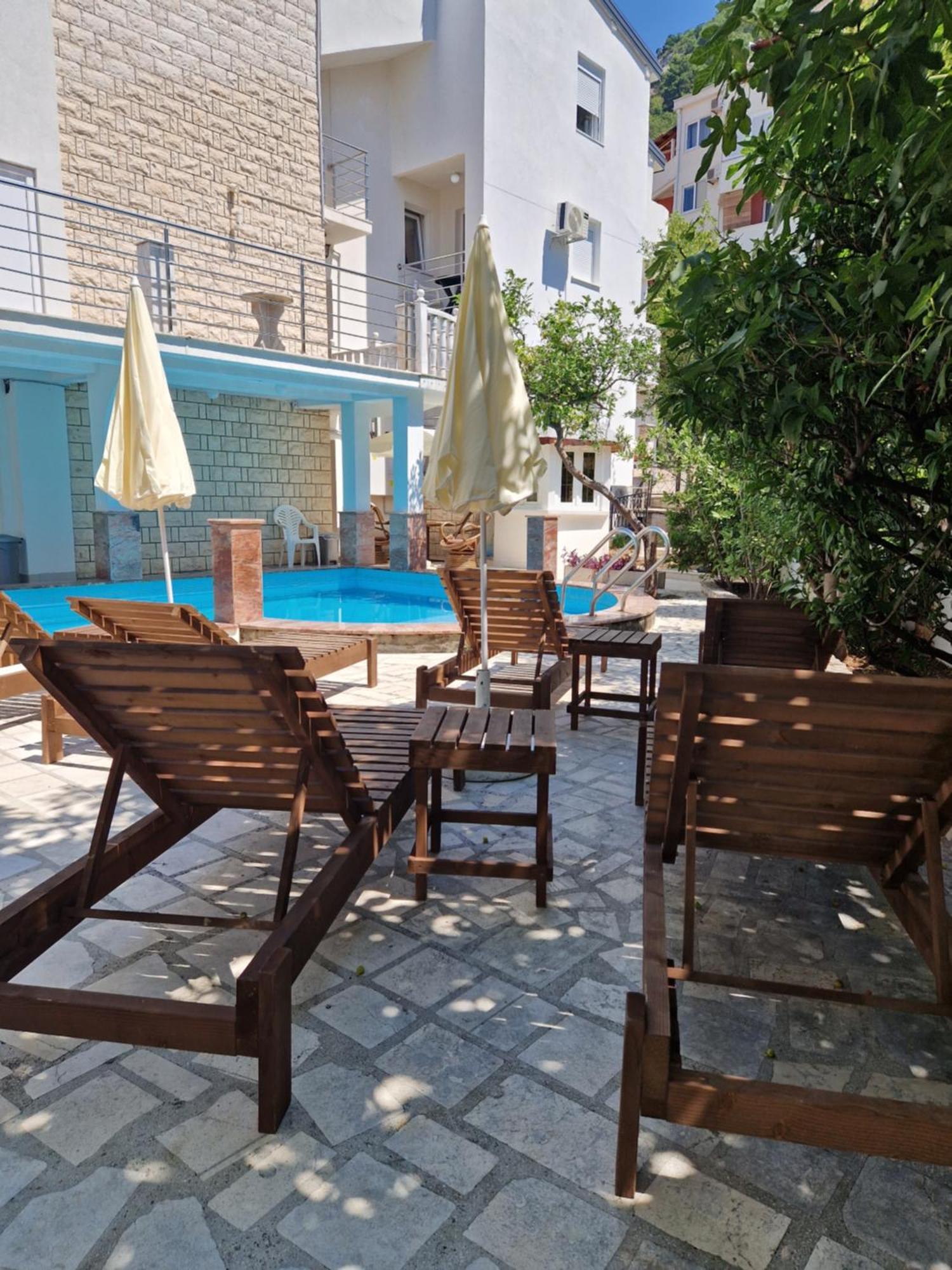 Villa Golf Budva Exteriör bild