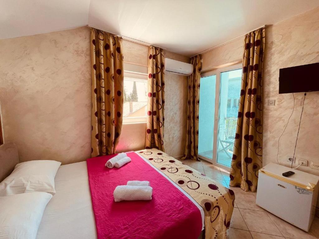 Villa Golf Budva Exteriör bild
